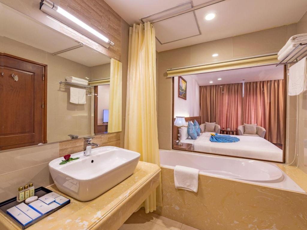 Lam Giang Hotel Vinh Kültér fotó