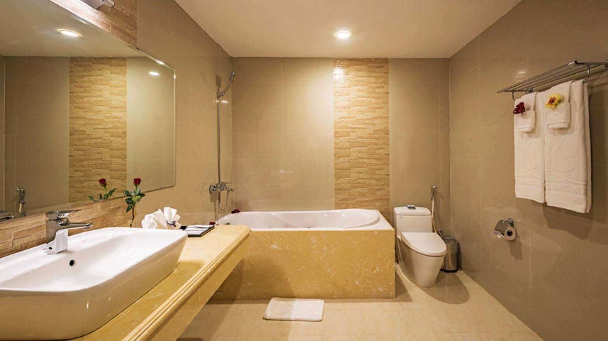 Lam Giang Hotel Vinh Kültér fotó