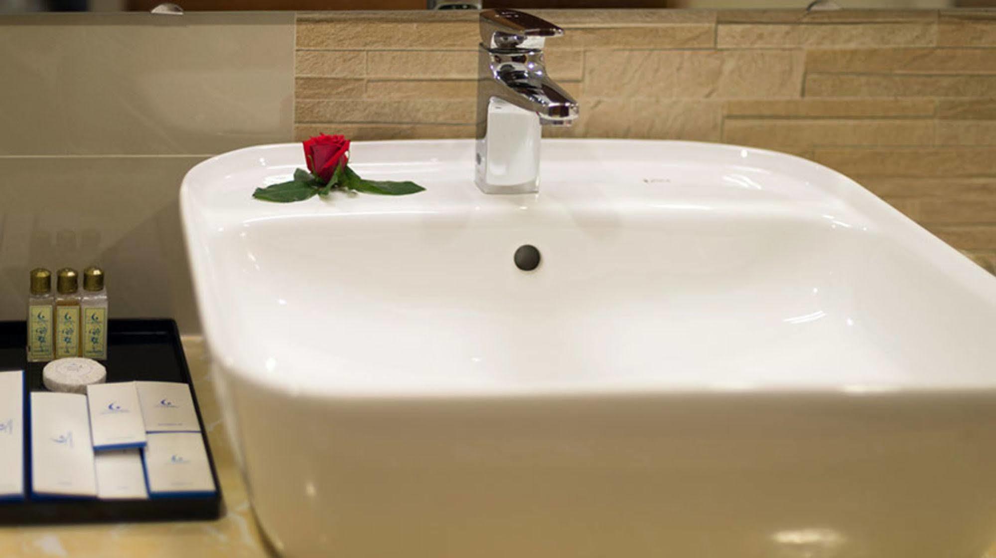 Lam Giang Hotel Vinh Kültér fotó